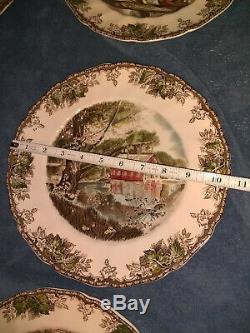 12 ANTIQUE Johnson Brothers Friendly Village 10.5 Dinner Plates ALL DIFF SCENES