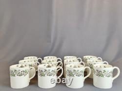 12 Johnson Bros MERRY CHRISTMAS Transfer 3 Mugs MINT