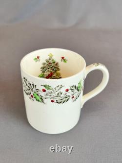 12 Johnson Bros MERRY CHRISTMAS Transfer 3 Mugs MINT