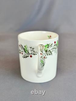 12 Johnson Bros MERRY CHRISTMAS Transfer 3 Mugs MINT