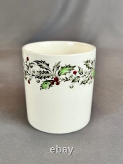 12 Johnson Bros MERRY CHRISTMAS Transfer 3 Mugs MINT