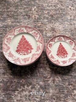12 Piece Johnson Bros Old Britain Castles Christmas Tree Dinner & Salad Plates