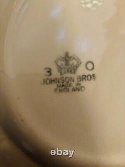 14 vintage Johnson Bros CALIFORNIA Pastel Square Plates Fruit Assembled Set 7.5