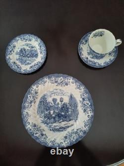 16 Vintage Johnson Brothers Blue Coaching Scenes Four Piece Set Never Been Used