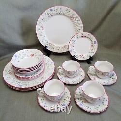 20- Piece Johnson Brothers Summer Chintz 20 Piece Set for 4 NEW