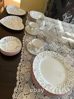 27 Pieces Johnson Bros Summer Chintz Dinnerware Set Dinner