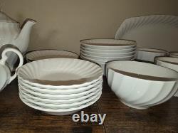 31 Pieces. Vintage JOHNSON Brothers White Coffe/ Tea Set For Party Of 6