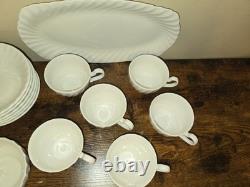 31 Pieces. Vintage JOHNSON Brothers White Coffe/ Tea Set For Party Of 6