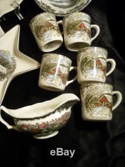31 pieces Johnson Bros Friendly Village China Sev, 4 + Extras See Pics Mint
