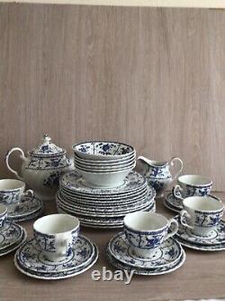 38 piece Johnson Brothers Indies Blue & White Dinner & Tea Set. VGC