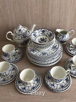 38 piece Johnson Brothers Indies Blue & White Dinner & Tea Set. VGC