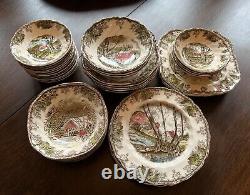 38 pieces Johnson Brothers Friendly Village lot of small bowls and plates