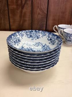 45 Pc Johnson Brothers Ltd Vintage Dish Set Coaching Scenes Blue and White