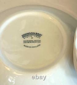 6 Johnson Brothers Regency White Swirl 6 Piece Place Setting Ironstone England