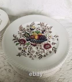 71 Piece Set 1940s/50s Johnson Bros Windsor Ware Pomona Ceramic Dinnerware Set