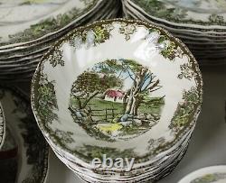 89 pcs Johnson Brothers FRIENDLY VILLAGE China Service for 12 + Extras ENGLAND