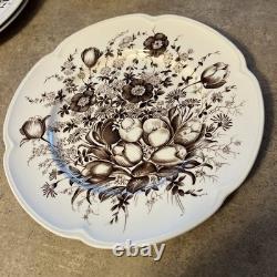 8 JOHNSON BROS. ENGLAND WINDSOR WARE-DOVER BROWN-10'' Dinner PLATE