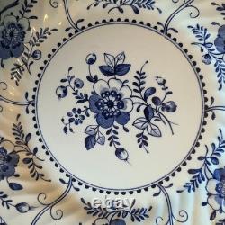 9 Johnson Bros Indies Blue & White Made in England Dinner Plates 9 1/2 VTG