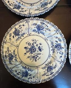 9 Johnson Bros Indies Blue & White Made in England Dinner Plates 9 1/2 VTG