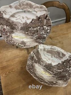 Antique Johnson Brothers Old English Countryside, 44 Pieces great condition