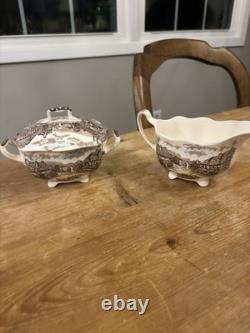 Antique Johnson Brothers Old English Countryside, 44 Pieces great condition