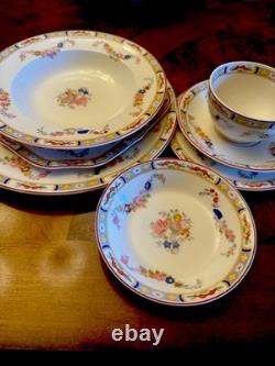 Antq Rare Pareek Johnson Bros. England Arundale 68 Pcs Floral Dining Set Read