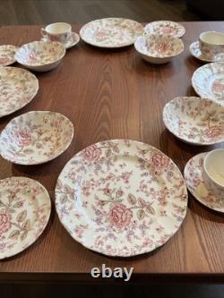 Brand New Johnson Brothers ROSE CHINTZ 20 Piece Set Dishwasher & Microwave Safe