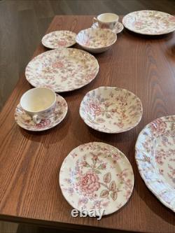Brand New Johnson Brothers ROSE CHINTZ 20 Piece Set Dishwasher & Microwave Safe