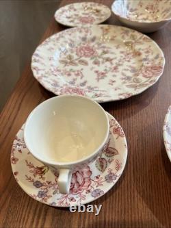 Brand New Johnson Brothers ROSE CHINTZ 20 Piece Set Dishwasher & Microwave Safe