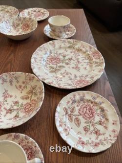 Brand New Johnson Brothers ROSE CHINTZ 20 Piece Set Dishwasher & Microwave Safe