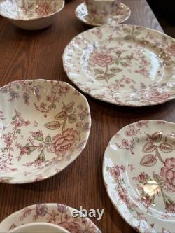 Brand New Johnson Brothers ROSE CHINTZ 20 Piece Set Dishwasher & Microwave Safe