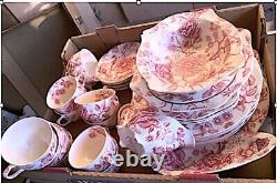 Chippendale china, English/Johnson Bros, 39 pieces good condition (a few chips)