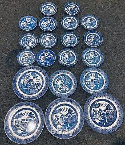 Churchill Johnson Bros Japan Royal Wessex Blue Willow Plate England Set of 20
