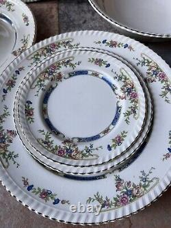 Eastbourne (Old English) by Johnson Bros. England Dinnerware Set 32 Pieces