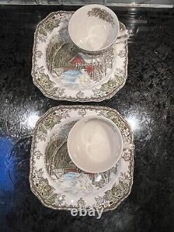 England Friendly Village Covered Bridge 4 Snack Plate Tea Cup Johnson Bros. EUC