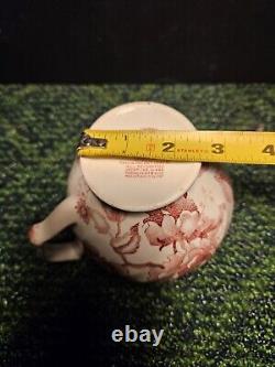 English Chippendale Johnson Bros 24oz Pink Red Floral Pitcher 1935-65 EXCELLENT