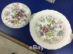Fine 110 Pc. Service For 12 With Servers Johnson Brothers China Sheraton Pattern