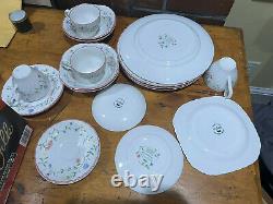 Four 6 six piece place settings Johnson Brother'SUMMER CHINTZ' 24 Pieces MINT