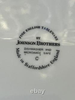 Fresh Fruit by Johnson Bros. ESTATE SET 42 Pieces of Vintage Dinnerware