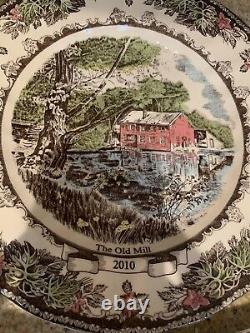 Friendly Village Johnson Brothers Lot Of 8 Dinner Plates HTF Yearly Collectors