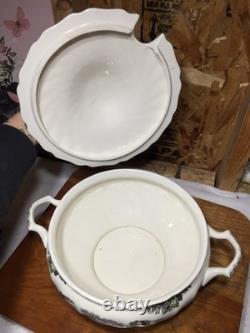Friendly Village Johnson Brothers Soup Tureen With Lid England 1883