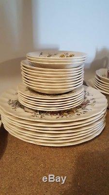 Gainsborough by Spode China & Sheraton by Johnson Brothers Floral (37 piece set)