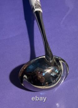 Gravy Ladle Friendly Village Johnson Brothers 8 Curved Handled RARE FIND