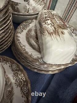 Heritage Hall Johnson Brothers China England Lot Of 50 Pieces