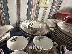 Heritage Hall Johnson Brothers China England Lot Of 50 Pieces Heritage Hall Johnson Brothers China England Lot Of 50 Pieces