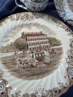 Heritage Hall/Johnson Brothers Dishes set Of 19
