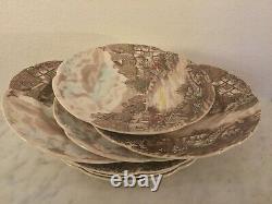 JOHNSON BROS OLDE ENGLISH COUNTRYSIDE Brown, Multicolor. 7 Dinner Plates. Disc