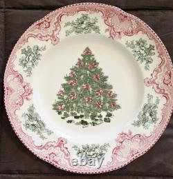 JOHNSON BROS Old Britain Castles Pink Christmas Green Tree 10.5 DINNER PLATE