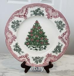 JOHNSON BROS Old Britain Castles Pink Christmas Green Tree 10.5 DINNER PLATE