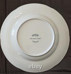 JOHNSON BROS Old Britain Castles Pink Christmas Green Tree 10.5 DINNER PLATE
